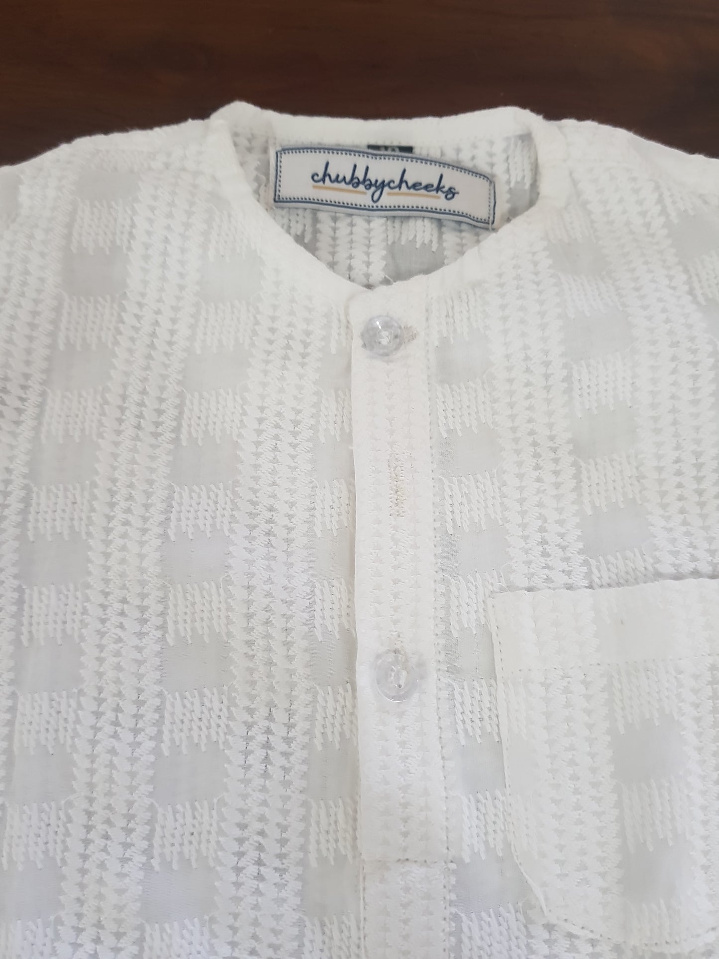 Thread Embroidery on Pure Cotton Kurta-Pajama Set | White
