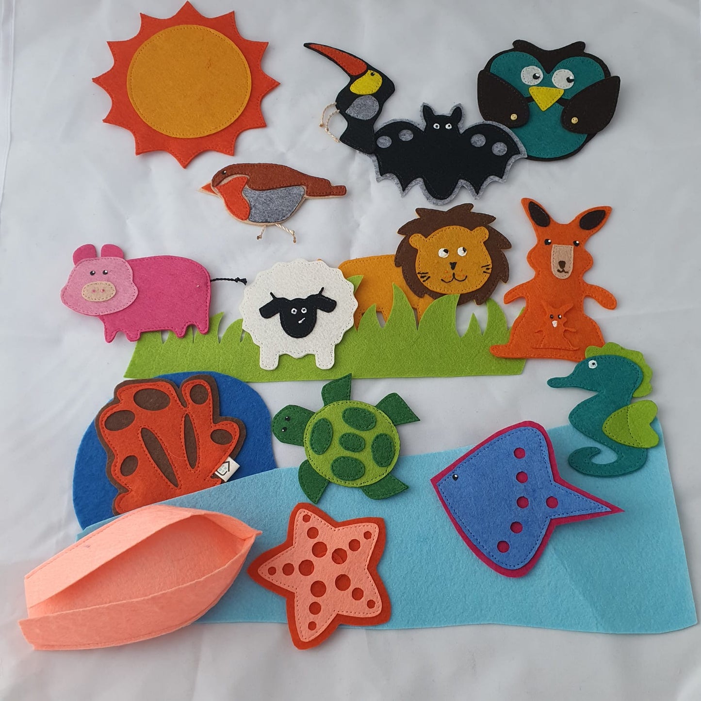 Magnetic Animal Set - Air, Land & Water Animals